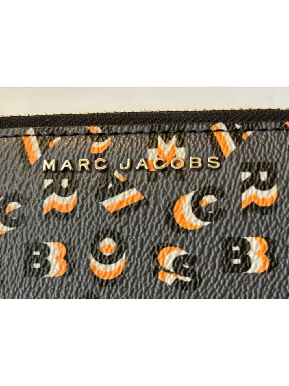 Rare~Marc Jacobs Original Logo Monogram Leather Wristlet ~ Exellent